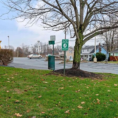 La Quinta By Wyndham Harrisburg Airport Hershey Exterior photo